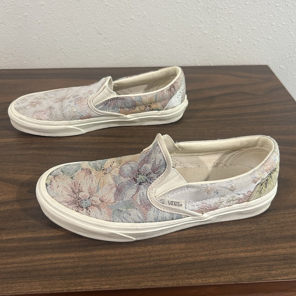 VANS Classic Slip-On Tapestry Floral Sneakers Womens Size 8.5 Urban Outfitters - Picture 7 of 10
